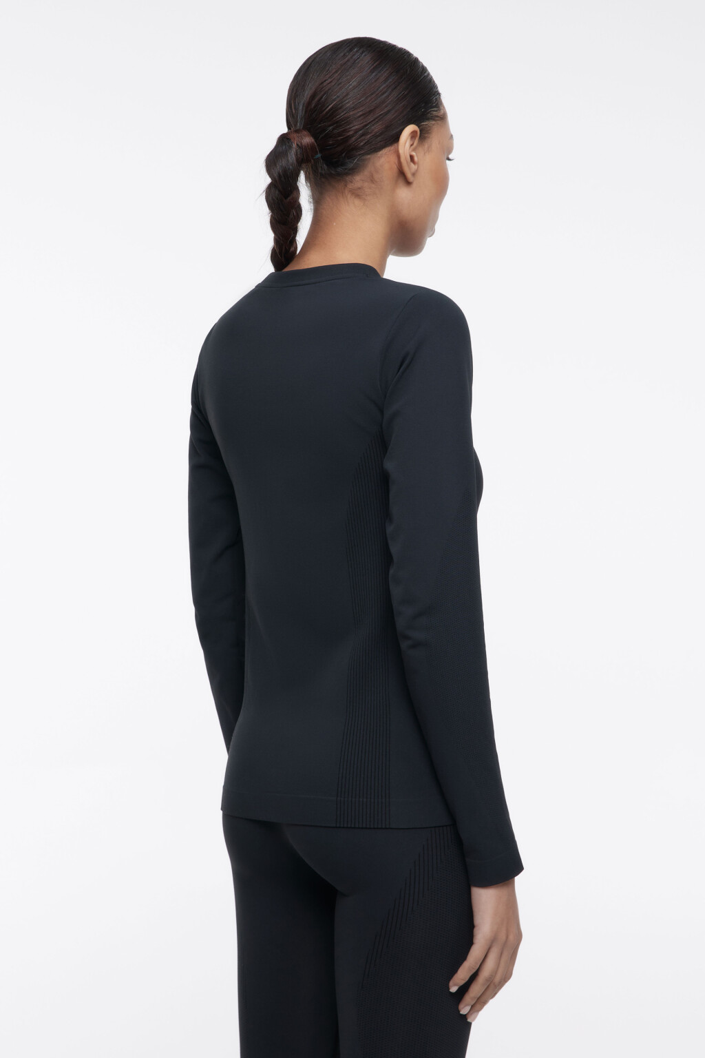 Лонгслив спортивный облегающий с термозащитой - цвет черный - 4