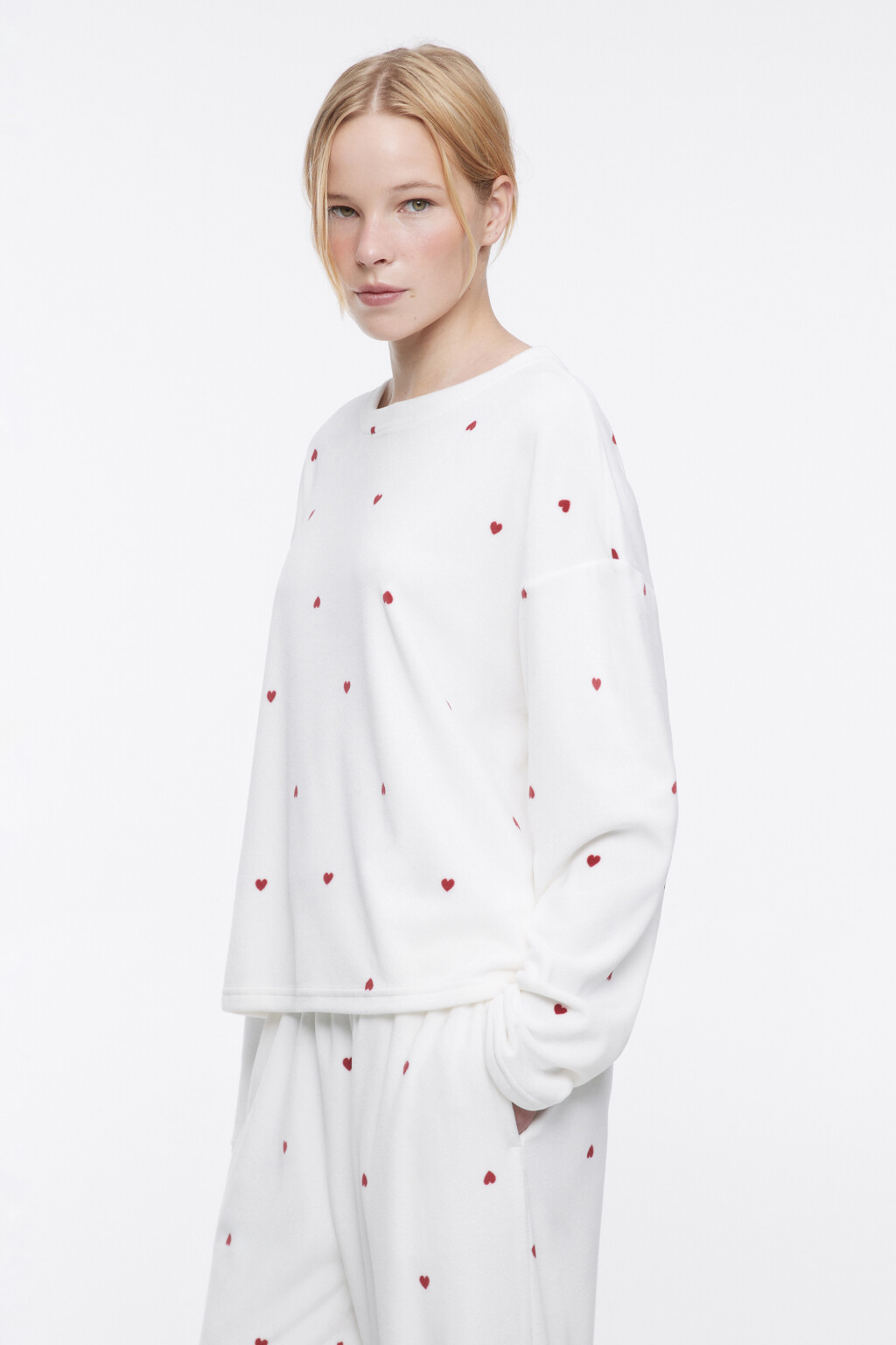 Джемпер домашний плюшевый в сердечко - цвет бежевый - 2