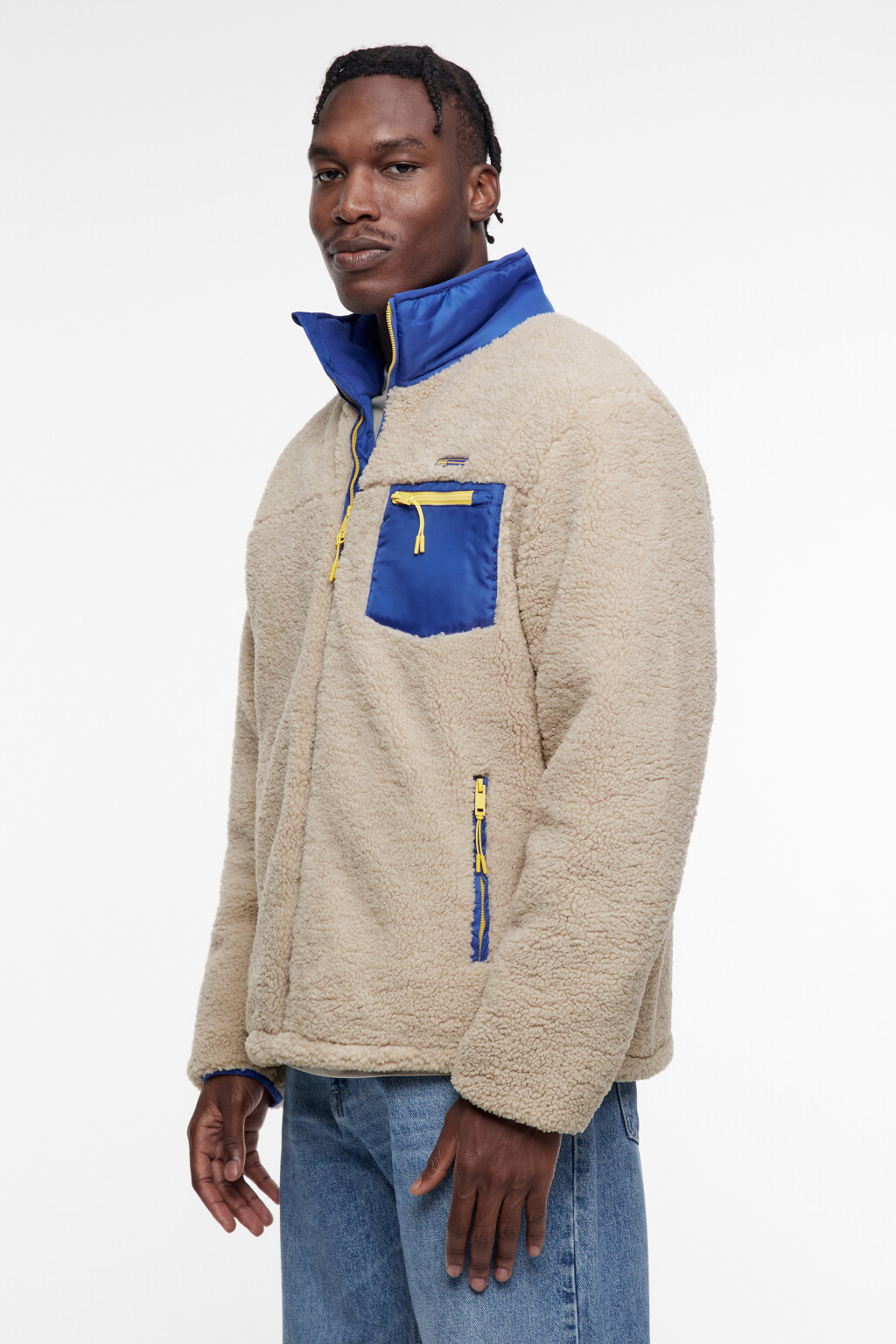 Куртка из искусственного меха утепленная с контрастными деталями - цвет бежевый - 4