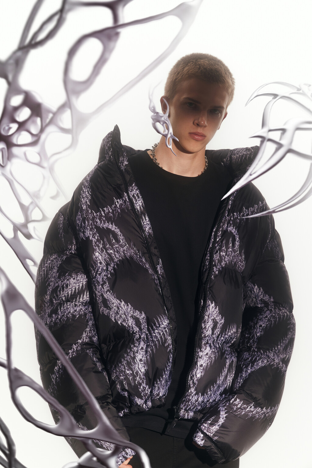 Куртка стеганая с принтом-абстракцией - цвет черный - 1