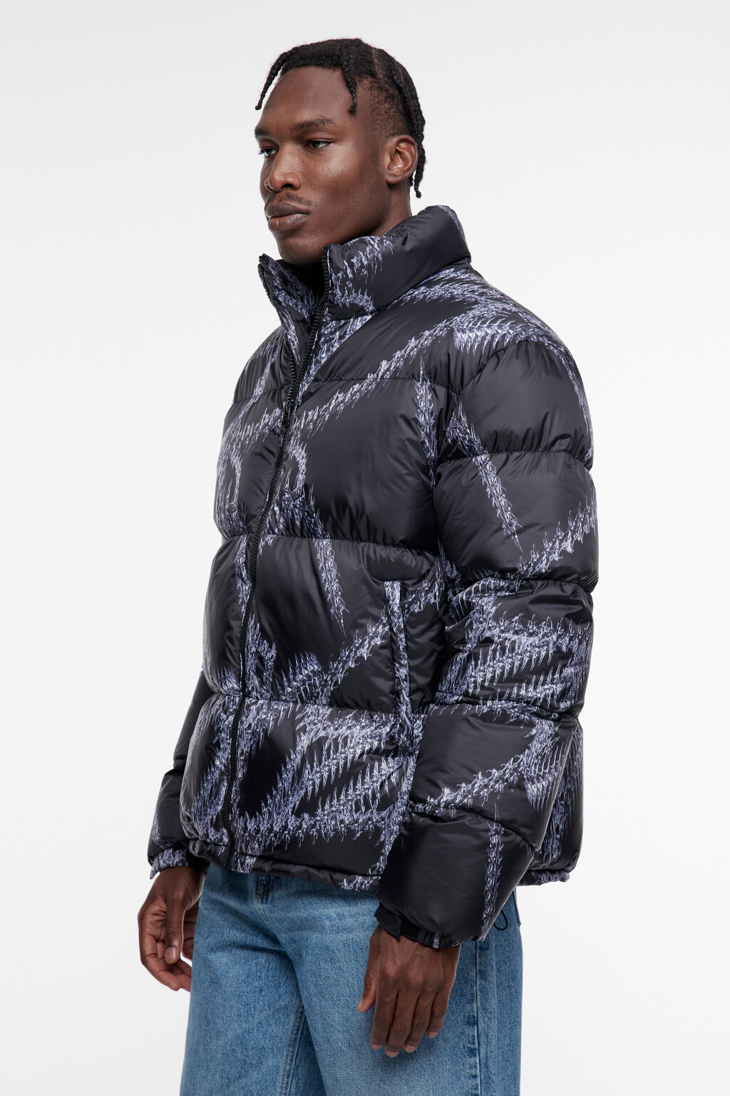 Куртка стеганая с принтом-абстракцией - цвет черный - 3