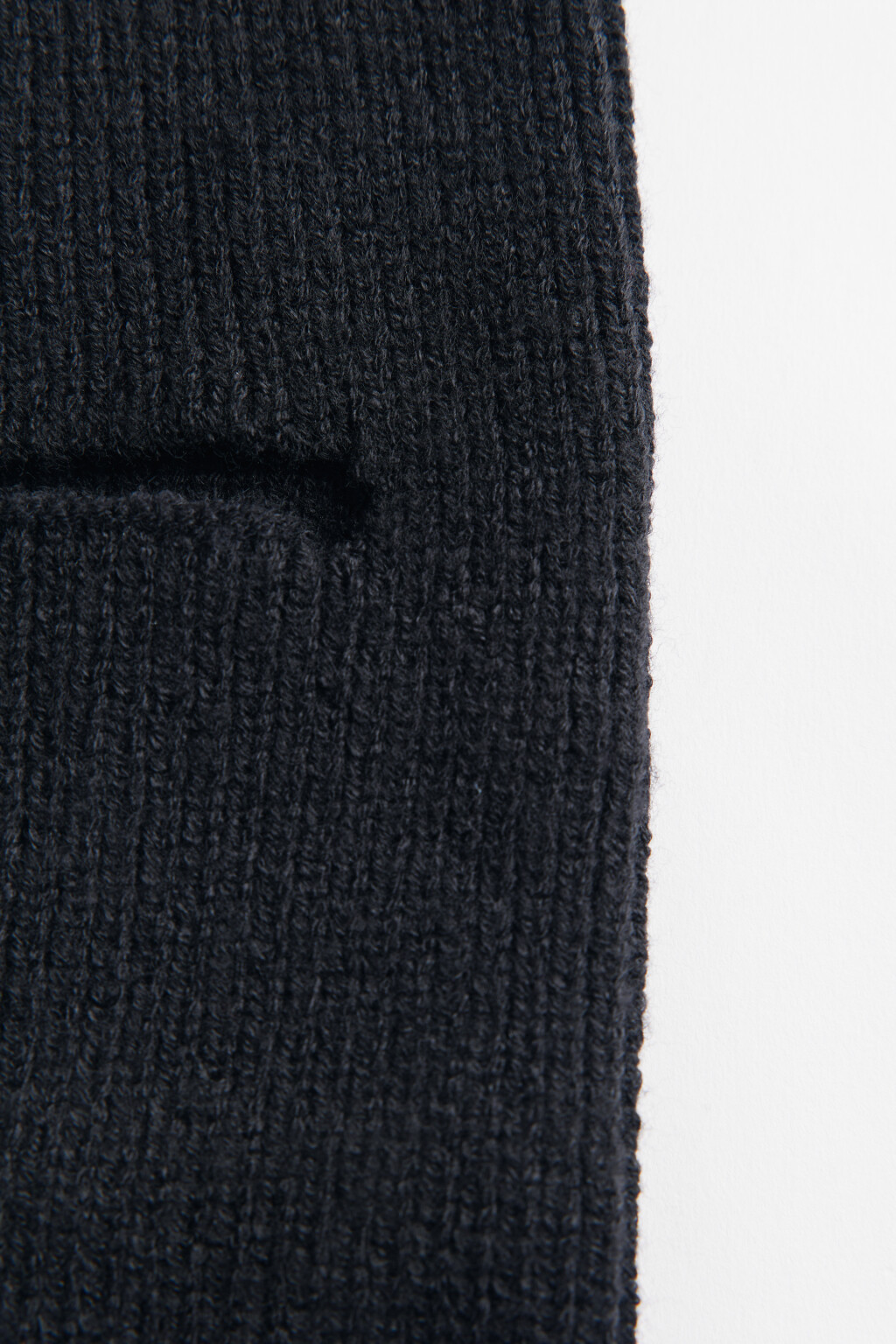 Шапка-балаклава вязаная с прорезью для глаз - цвет черный - 3