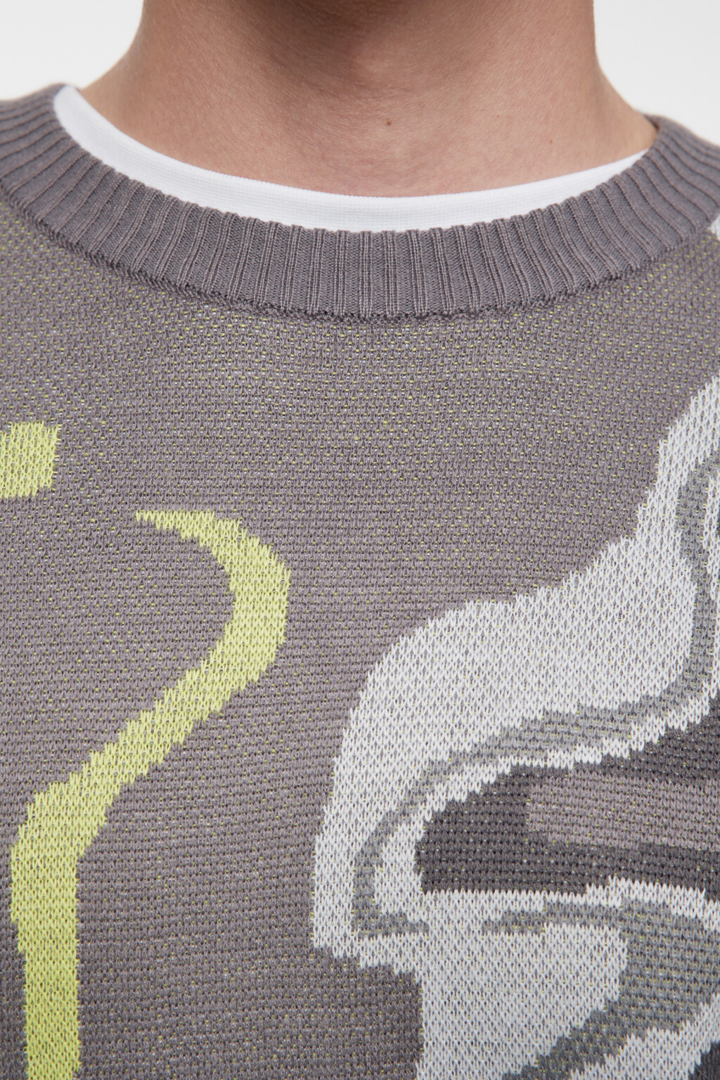 Свитер вязаный свободный с принтом-абстракцией - цвет зеленый - 6