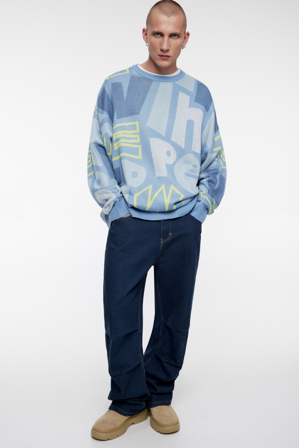 Свитер вязаный свободный с принтом-абстракцией - цвет голубой - 1