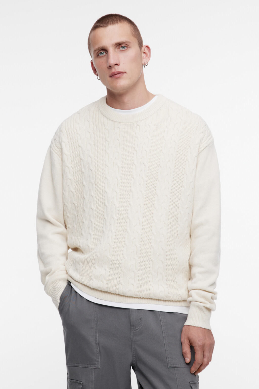 Свитер толстой вязки хлопковый с узором-косичкой - цвет бежевый - 2