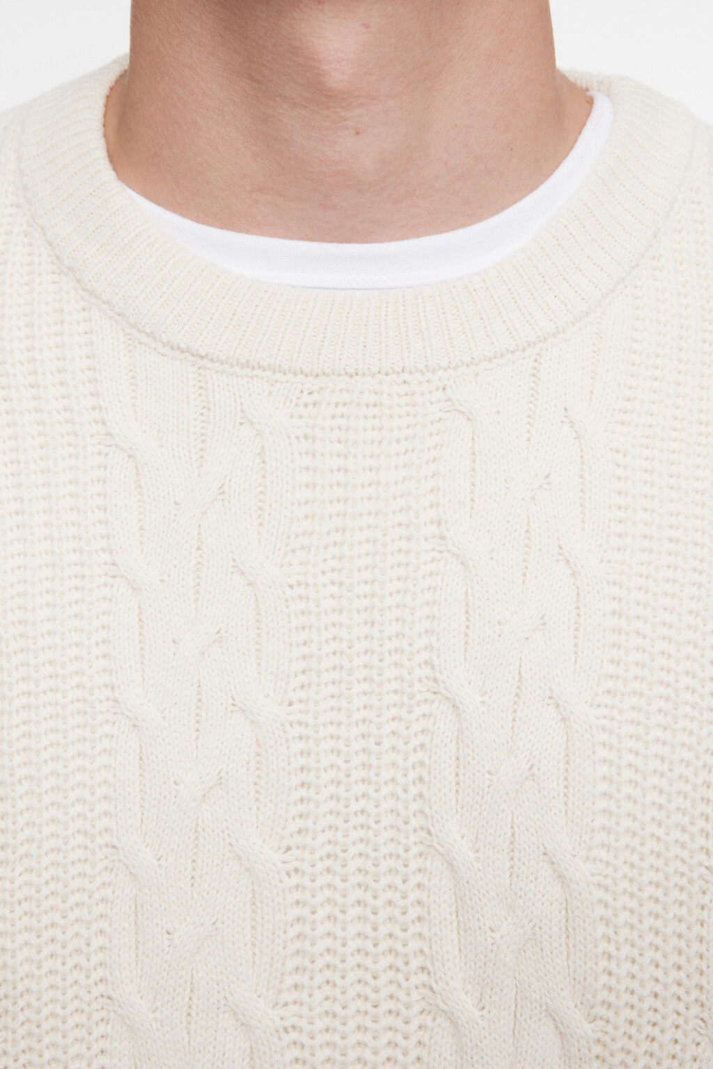Свитер толстой вязки хлопковый с узором-косичкой - цвет бежевый - 7