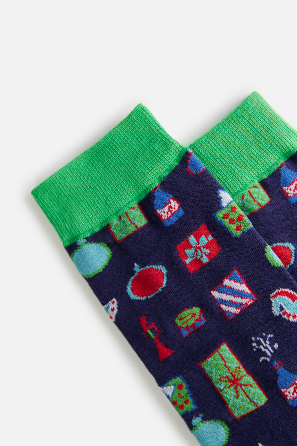 Носки высокие с новогодним принтом - цвет мультиколор - 2