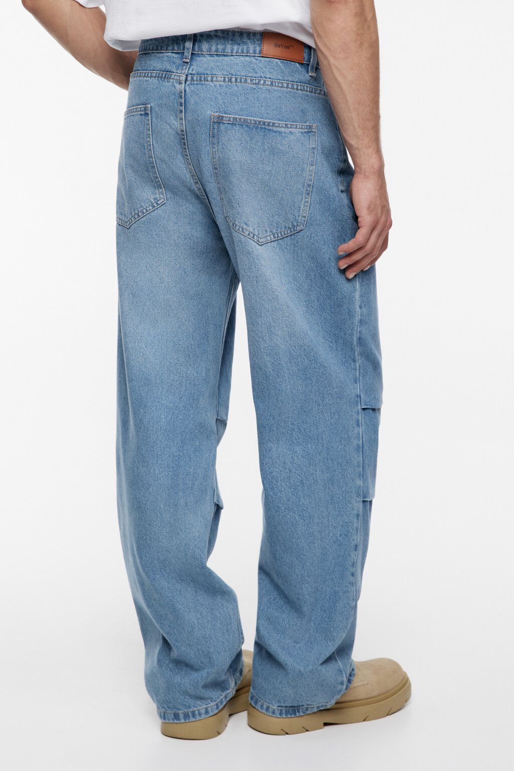 Джинсы wide широкие объемные с вареным эффектом - цвет голубой - 4