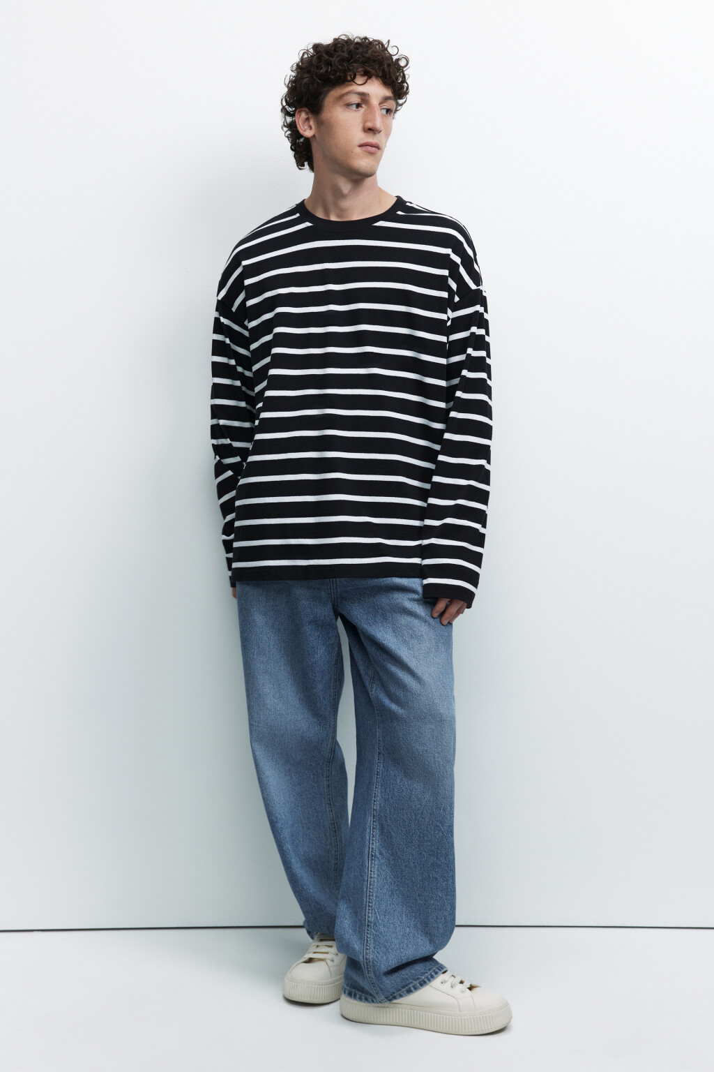 Лонгслив oversize хлопковый с принтом в полоску - цвет белый - 1