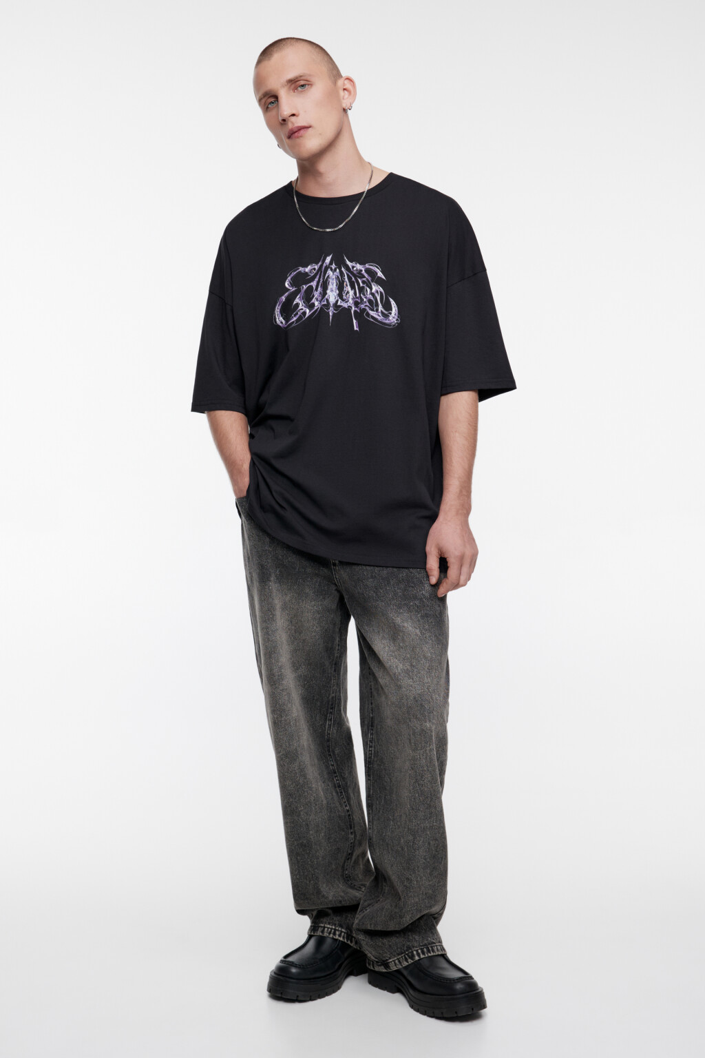 Футболка oversize с принтом в стиле метаверс - цвет черный - 6