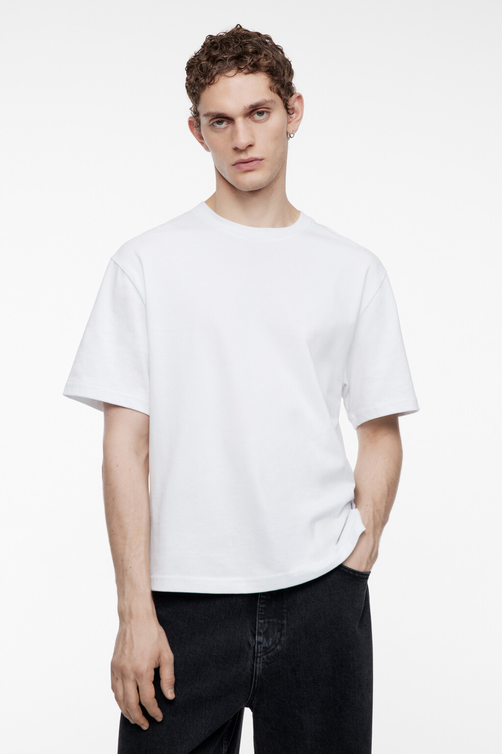 Футболка прямая хлопковая в базовых цветах - цвет белый - 1