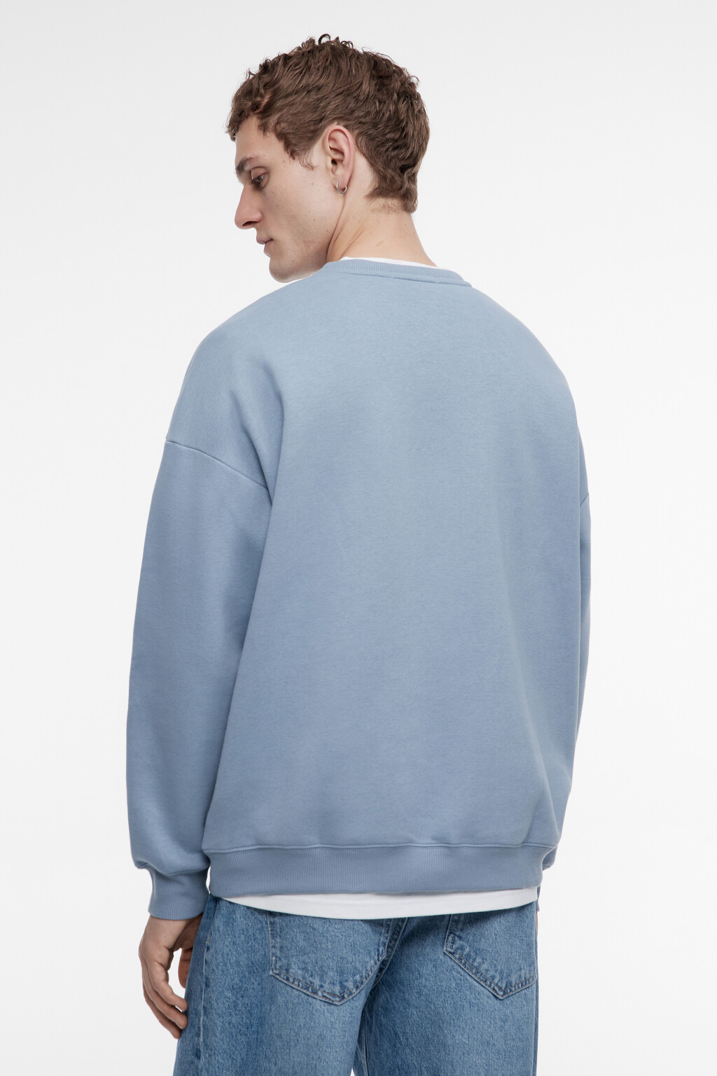 Свитшот oversize утепленный с принтом и надписями - цвет голубой - 4