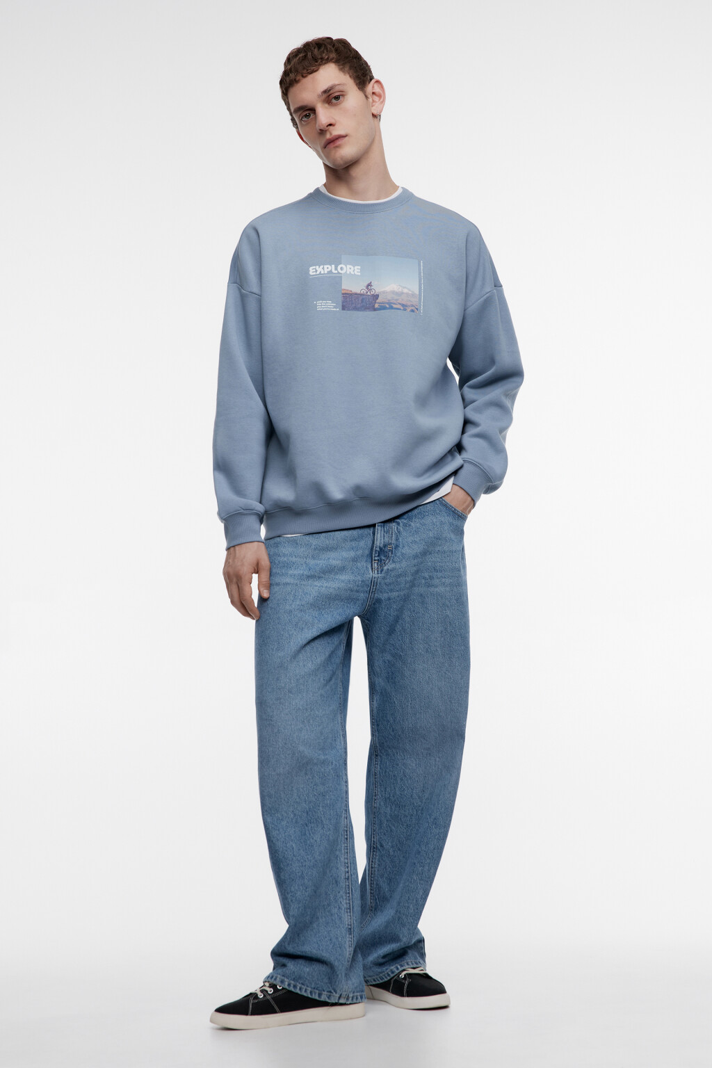 Свитшот oversize утепленный с принтом и надписями - цвет голубой - 1