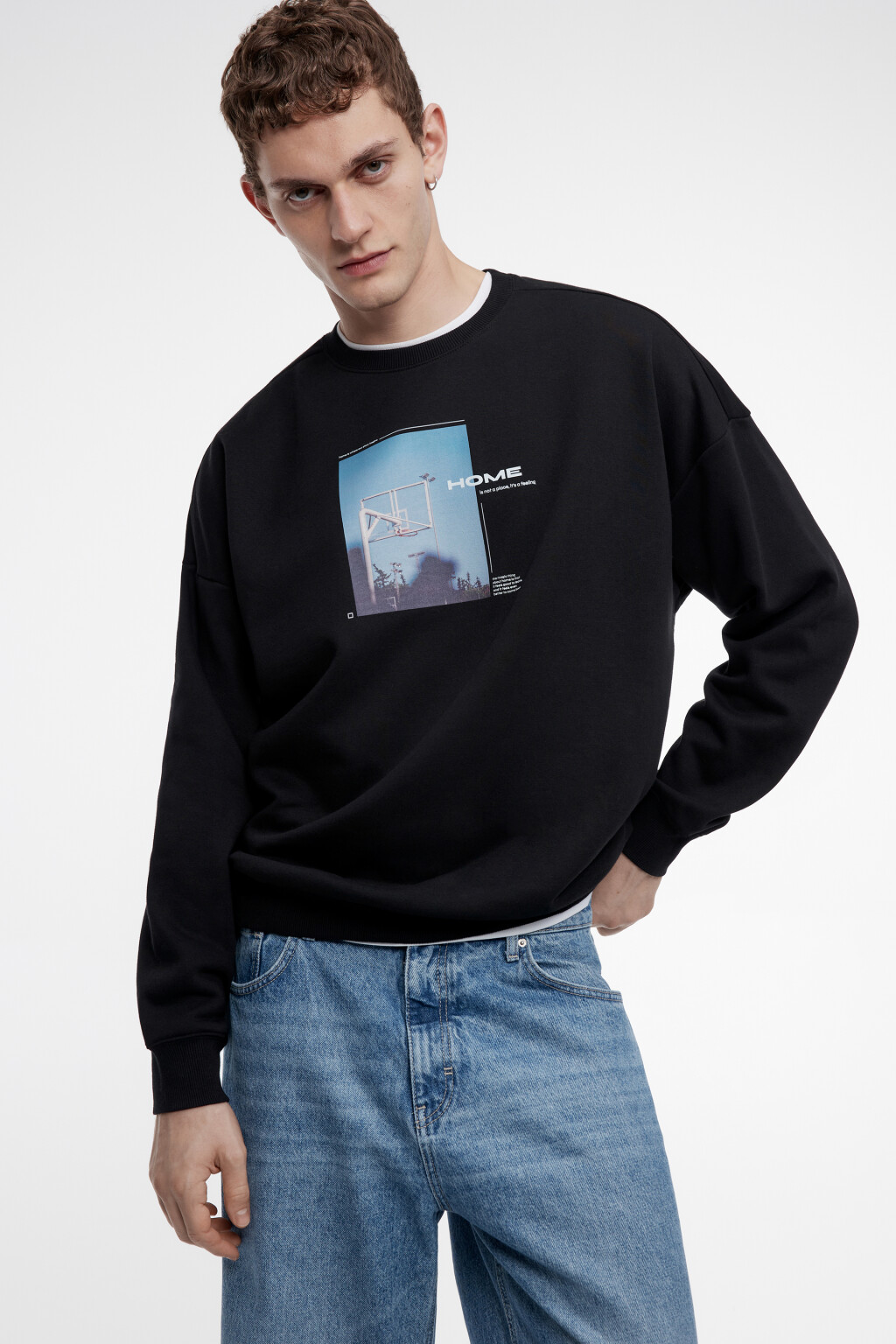 Свитшот oversize утепленный с принтом и надписями - цвет черный - 1