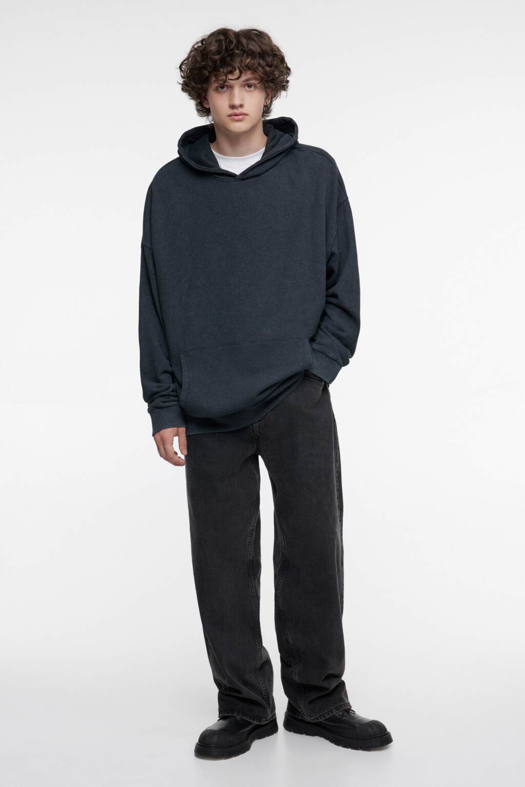 Худи oversize утепленная с состаренным эффектом - цвет черный - 4