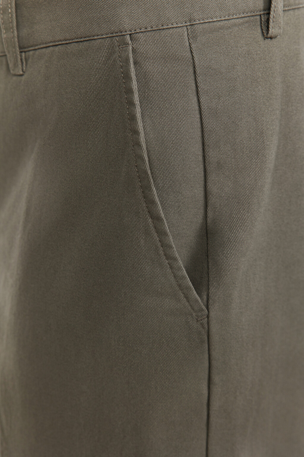 Брюки-чинос хлопковые зауженные со средней посадкой - цвет зеленый - 7