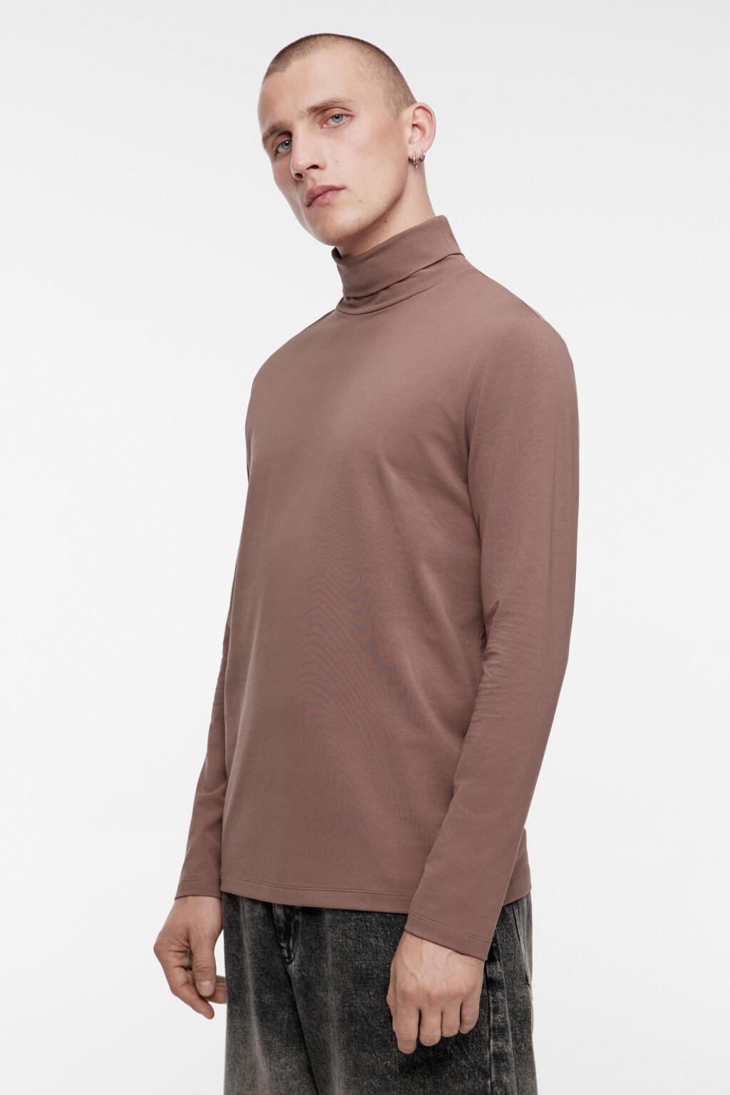 Бадлон хлопковый облегающий с воротником-стойкой - цвет коричневый - 2