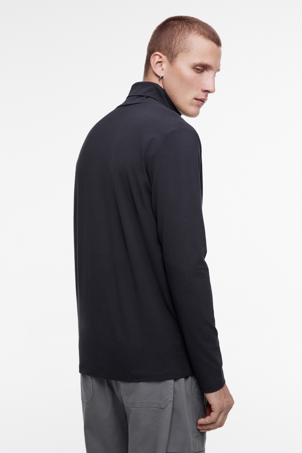 Бадлон хлопковый облегающий с воротником-стойкой - цвет черный - 5