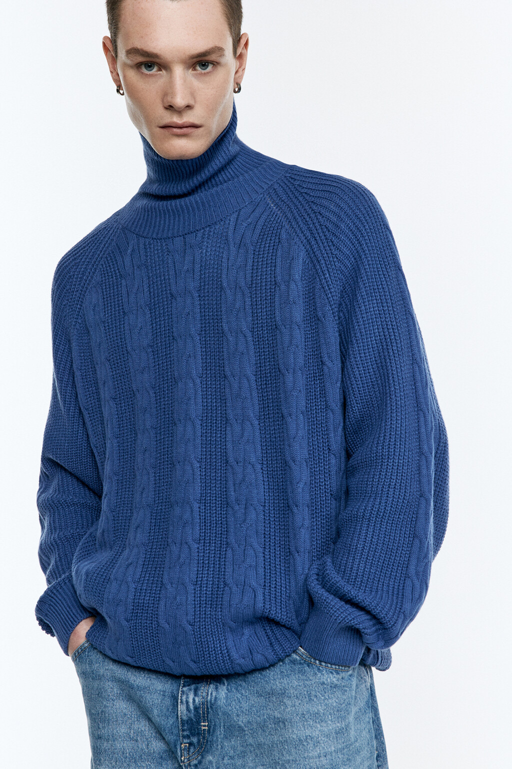 Свитер вязаный с воротником и рукавами реглан - цвет синий - 2