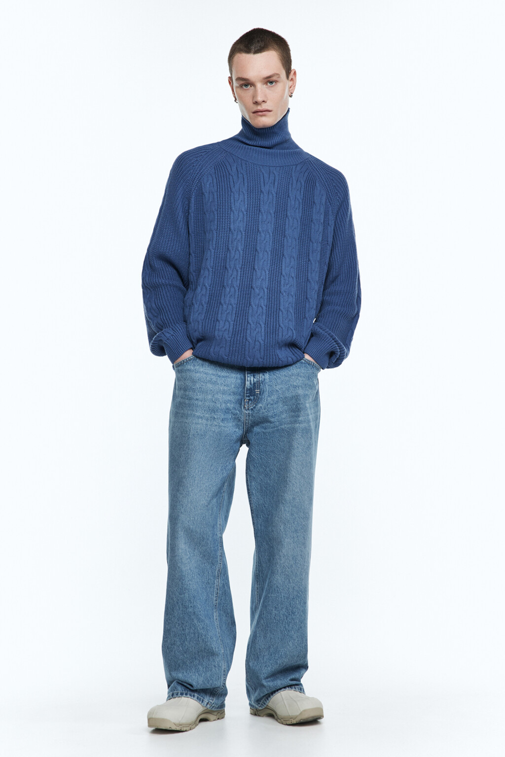 Свитер вязаный с воротником и рукавами реглан - цвет синий - 1