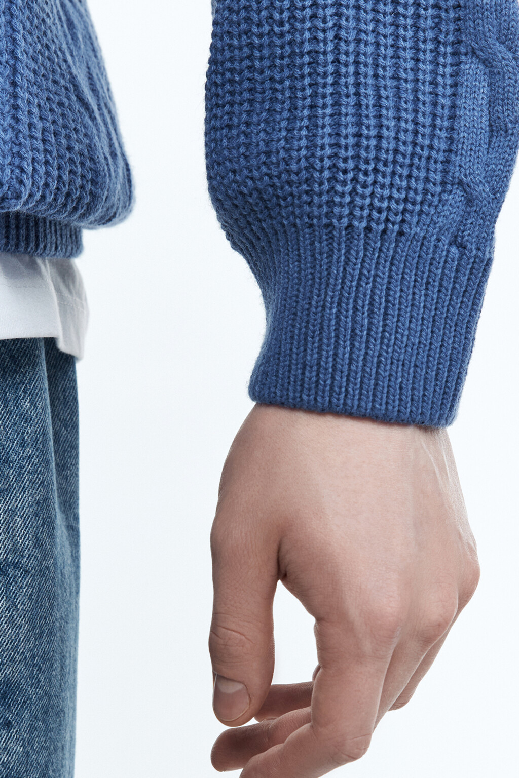 Свитер вязаный с воротником и рукавами реглан - цвет синий - 6