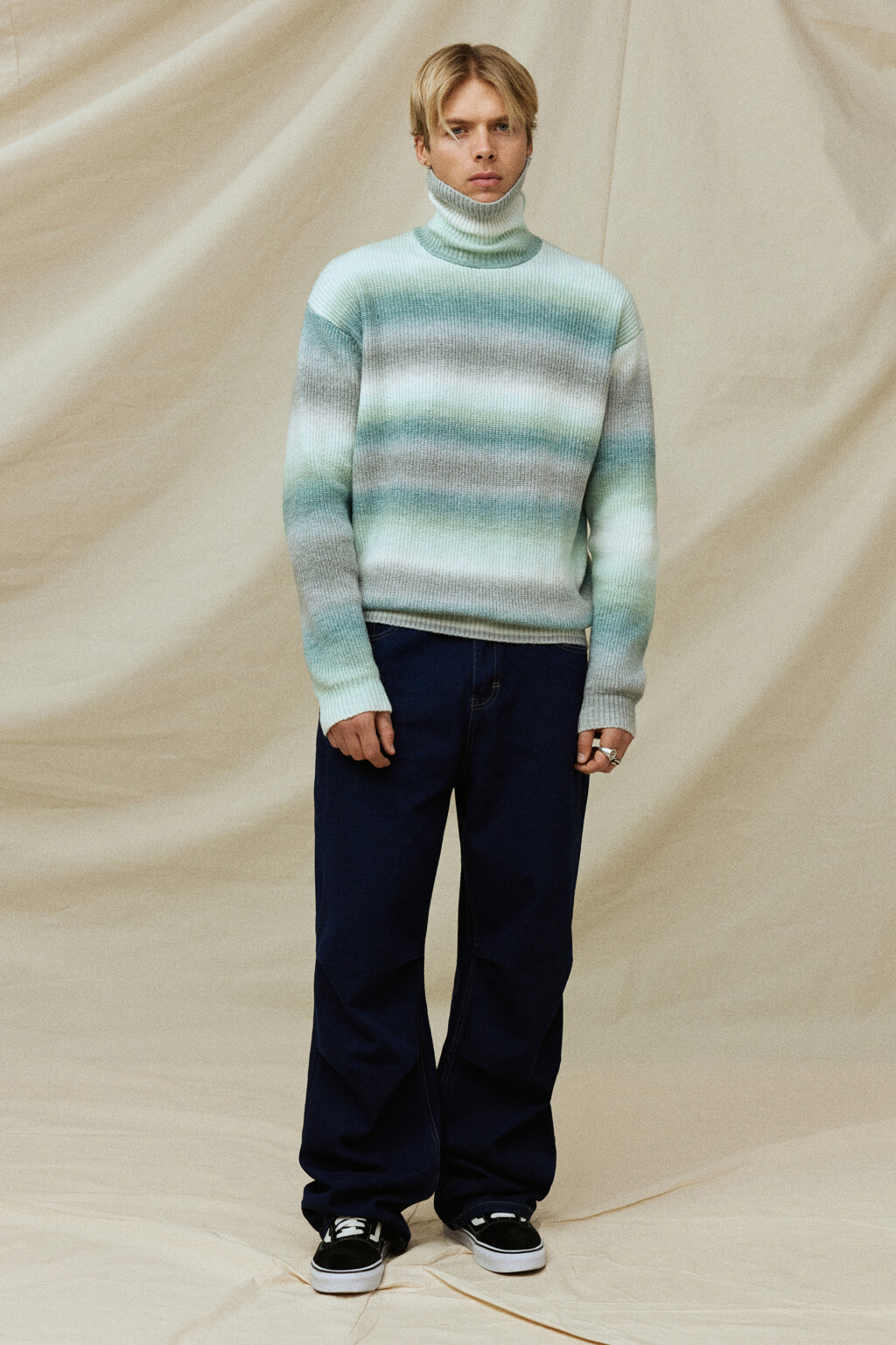 Свитер с горлом вязаный в полоску - цвет голубой - 9