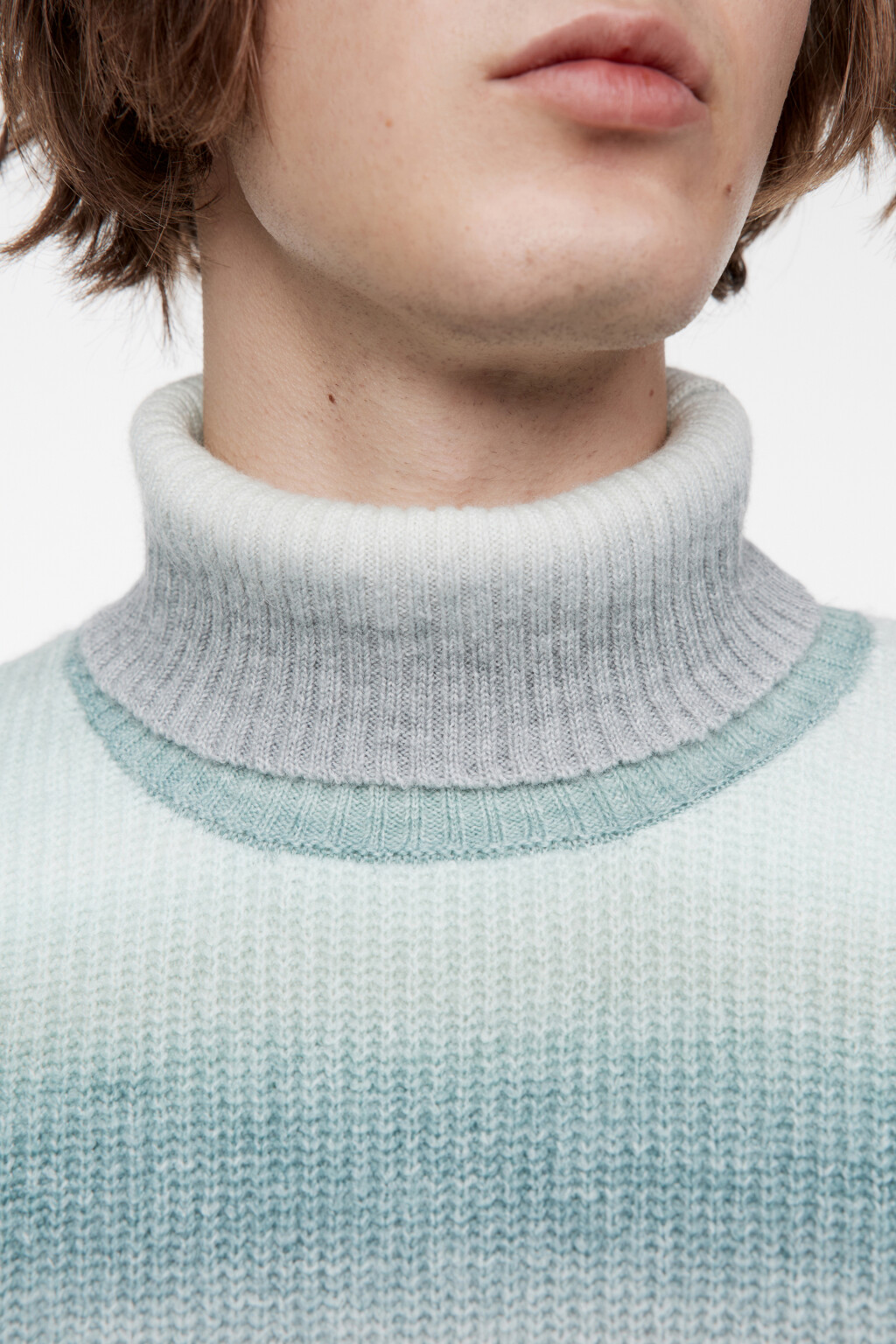 Свитер с горлом вязаный в полоску - цвет голубой - 6
