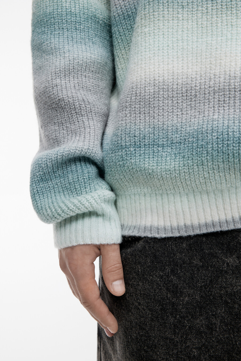 Свитер с горлом вязаный в полоску - цвет голубой - 7
