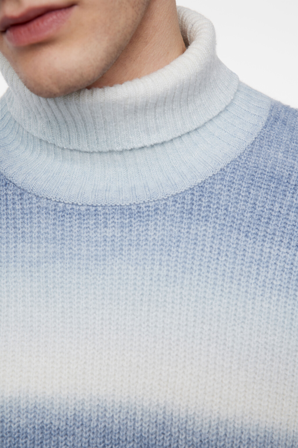 Свитер с горлом вязаный в полоску - цвет бежевый - 6