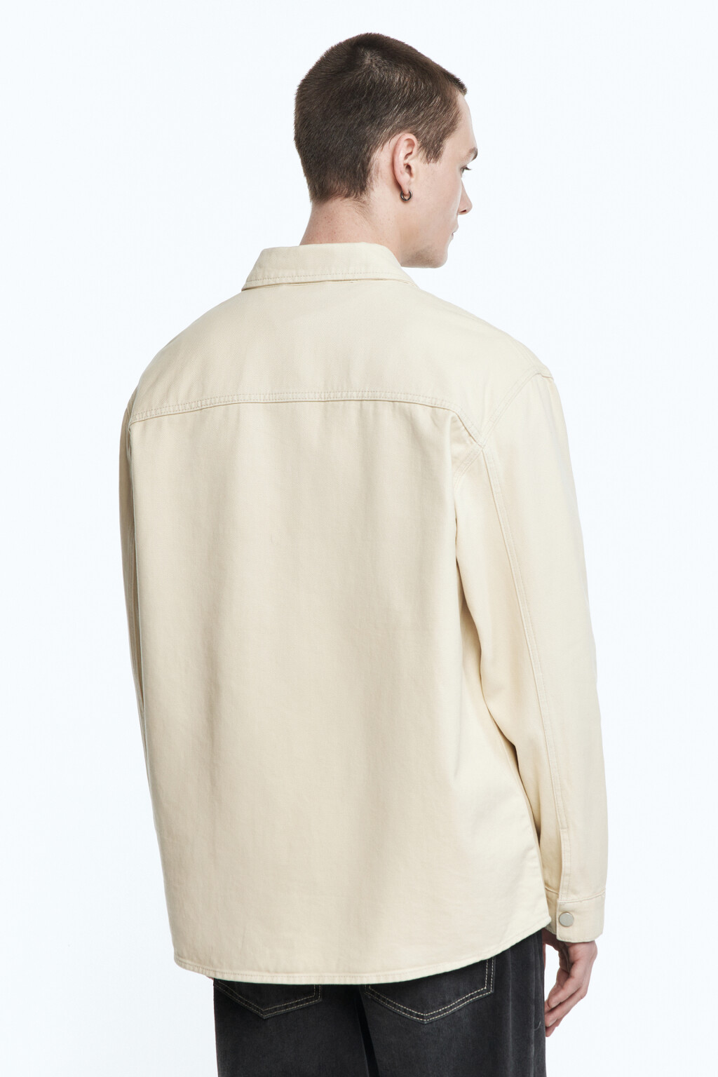 Рубашка джинсовая с нагрудными карманами - цвет бежевый - 4