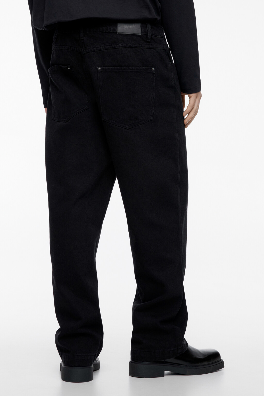 Джинсы wide широкие удлиненные со средней посадкой - цвет черный - 4