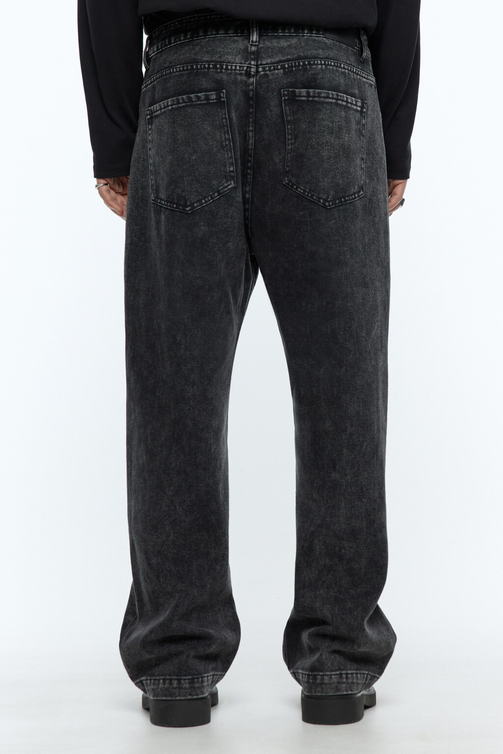 Джинсы wide широкие с вареным эффектом и разводами - цвет черный - 4