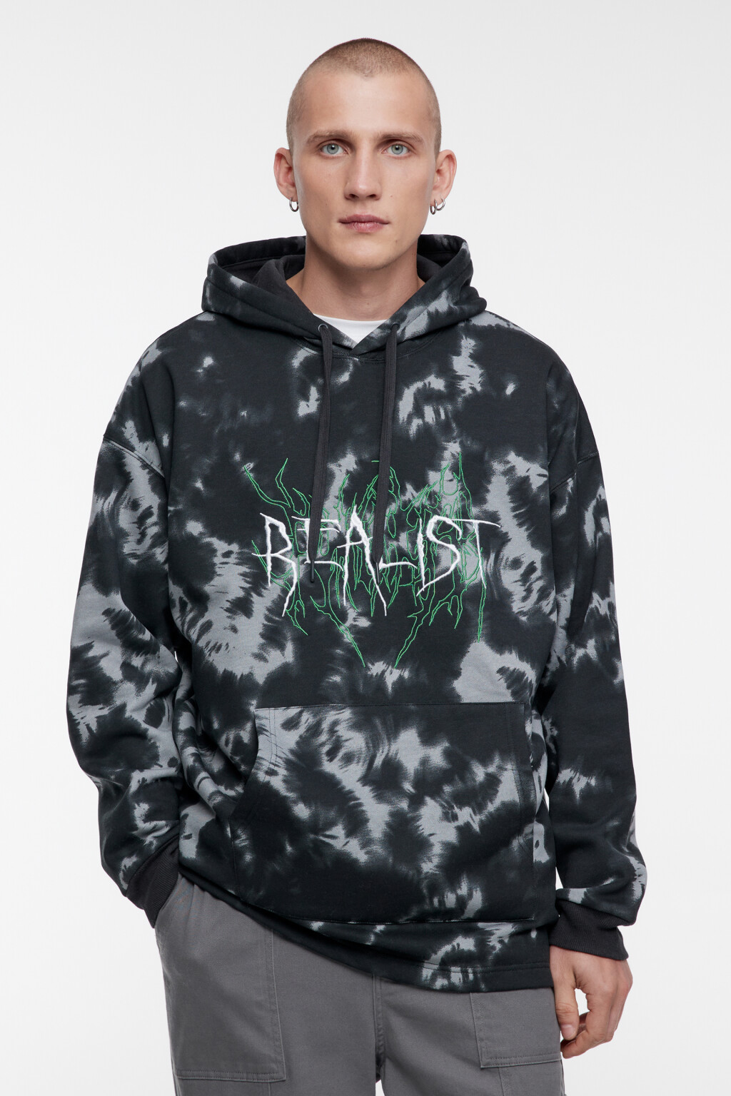 Худи oversize с вареным эффектом и принтом - цвет черный - 2