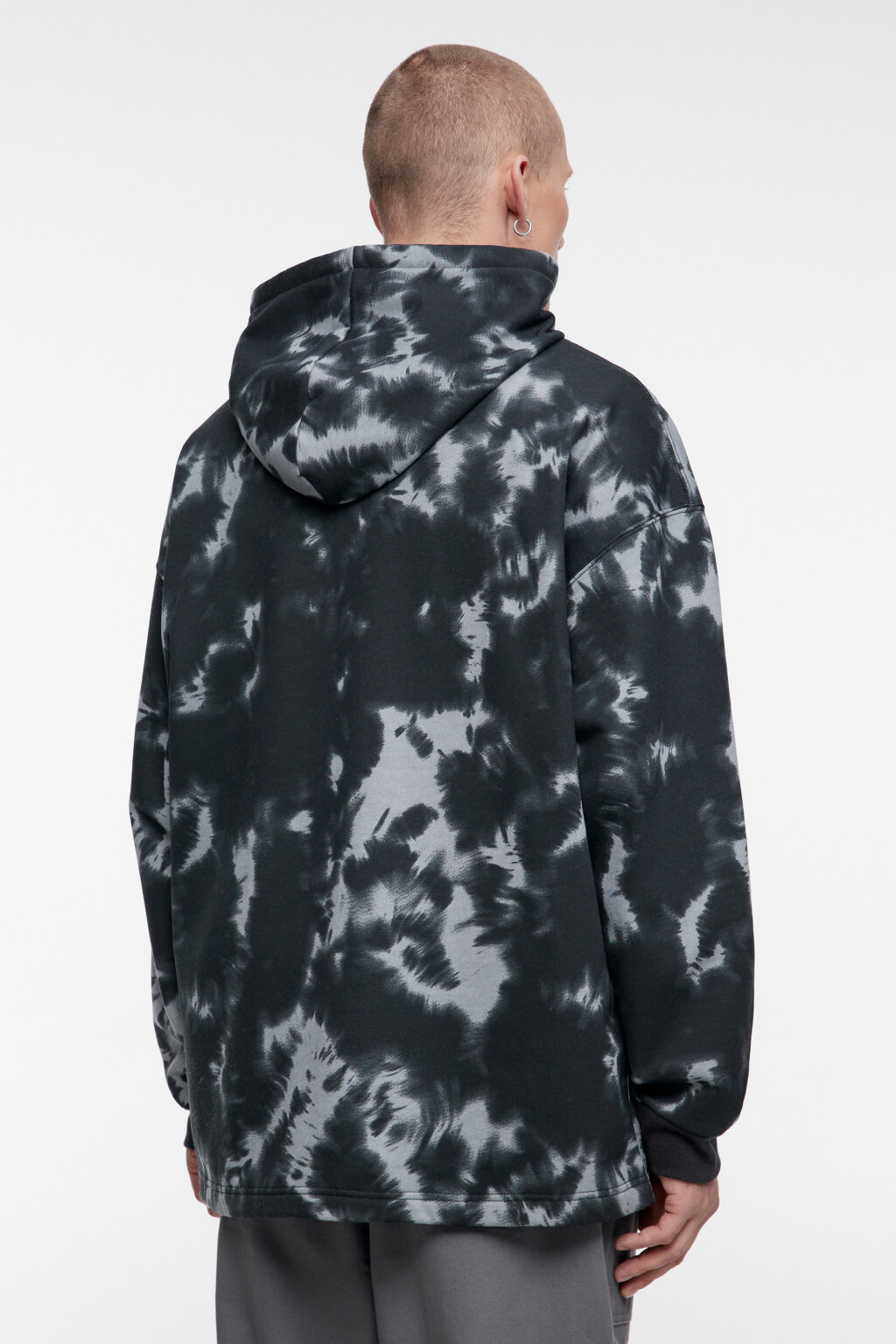 Худи oversize с вареным эффектом и принтом - цвет черный - 4