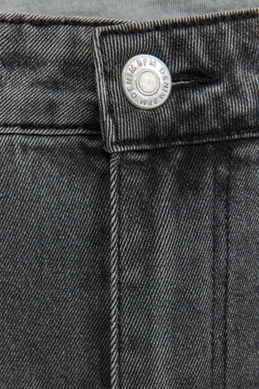 Джинсы скинни облегающие с рваными коленями - цвет серый - 6