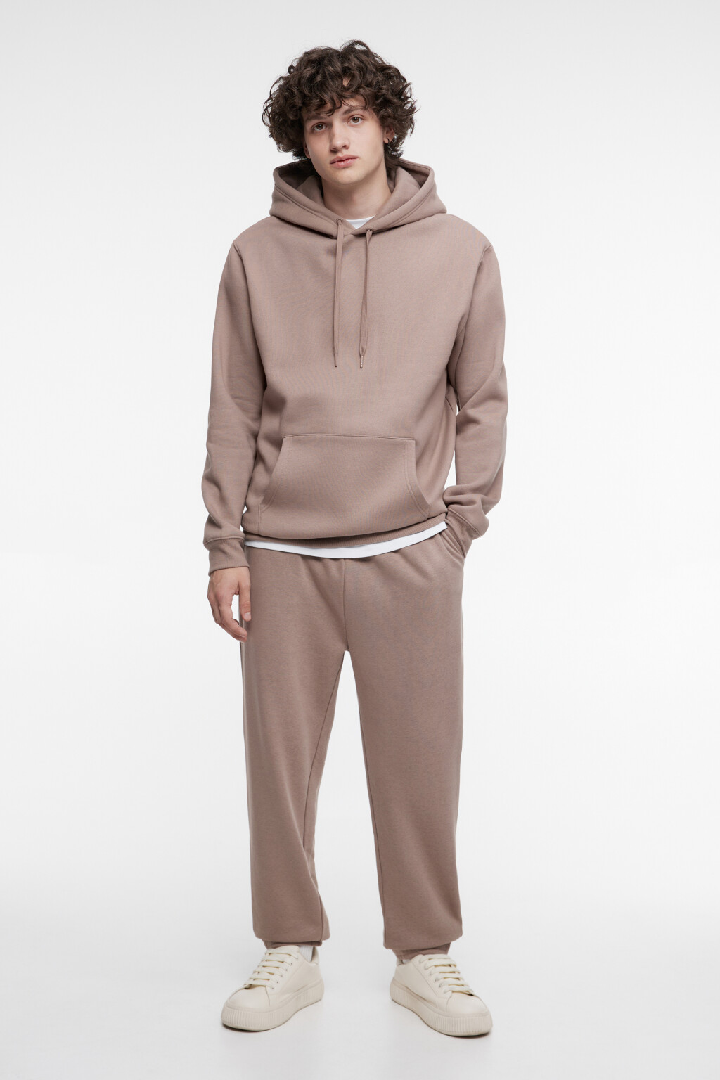 Брюки-джоггеры трикотажные с флисовым утеплением - цвет коричневый - 1