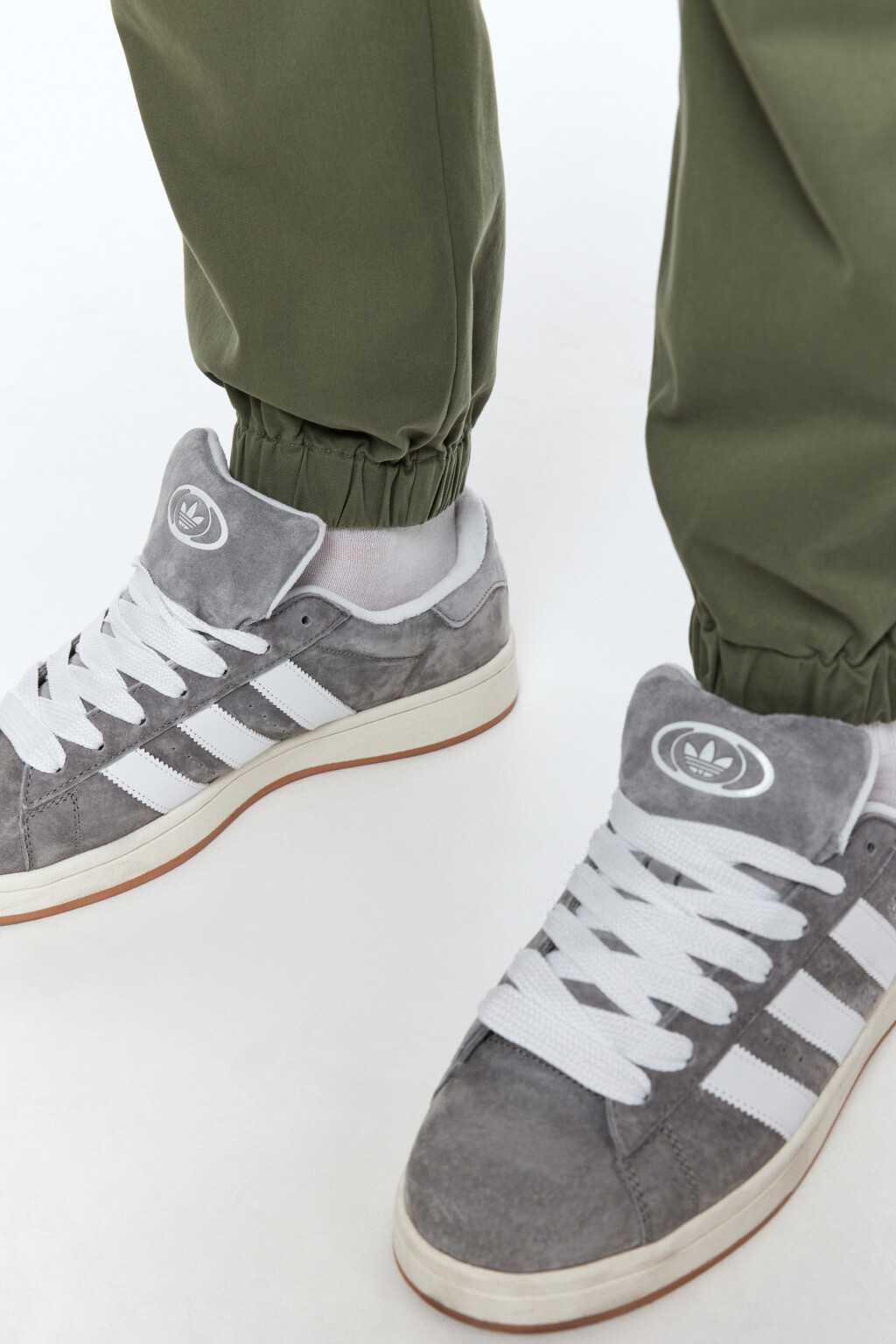 Брюки-джоггеры хлопковые с поясом-резинкой - цвет зеленый - 8