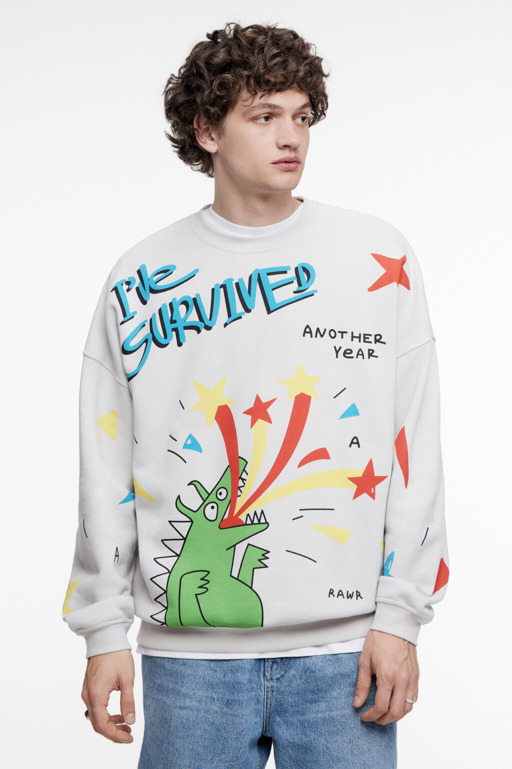 Свитшот oversize с новогодним принтом - цвет серый - 3