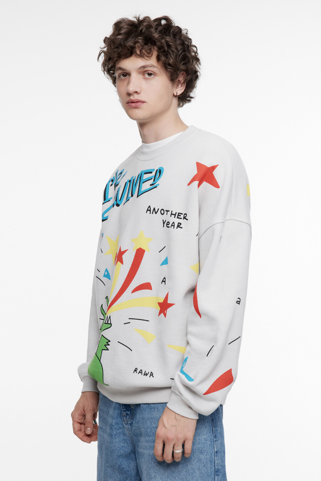 Свитшот oversize с новогодним принтом - цвет серый - 4