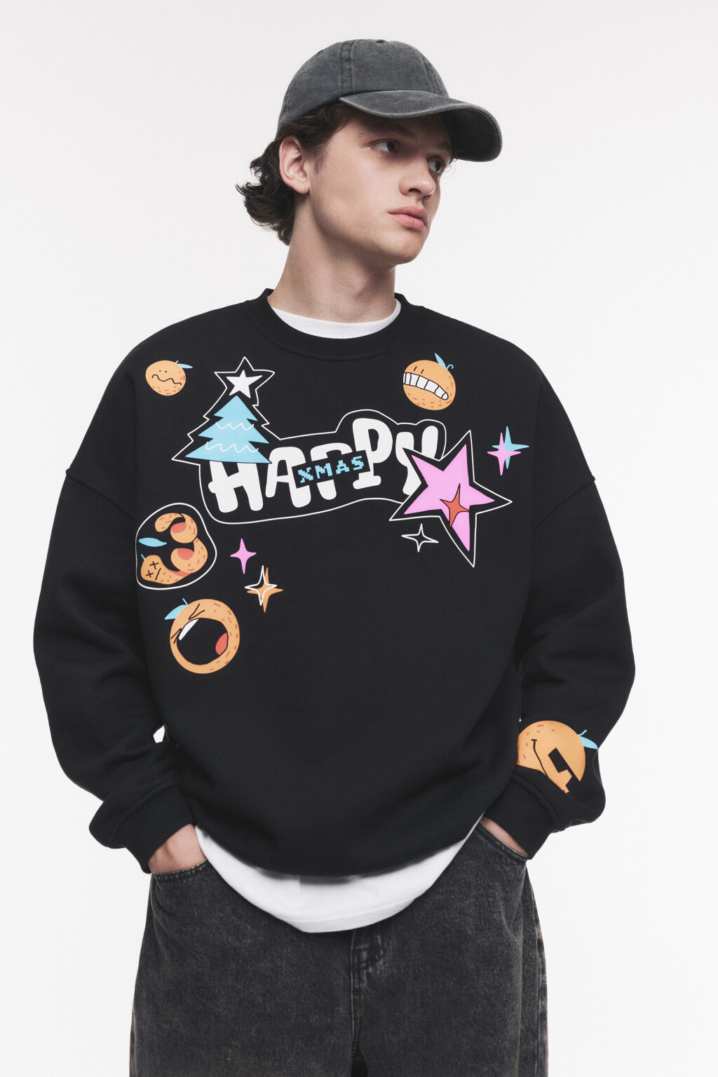 Свитшот oversize с новогодним принтом - цвет черный - 2