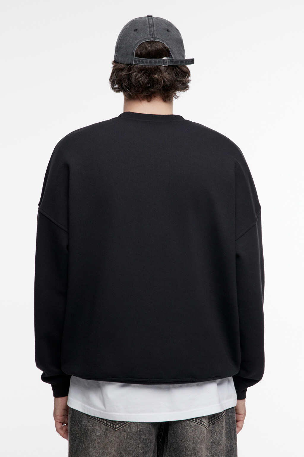 Свитшот oversize с новогодним принтом - цвет черный - 5