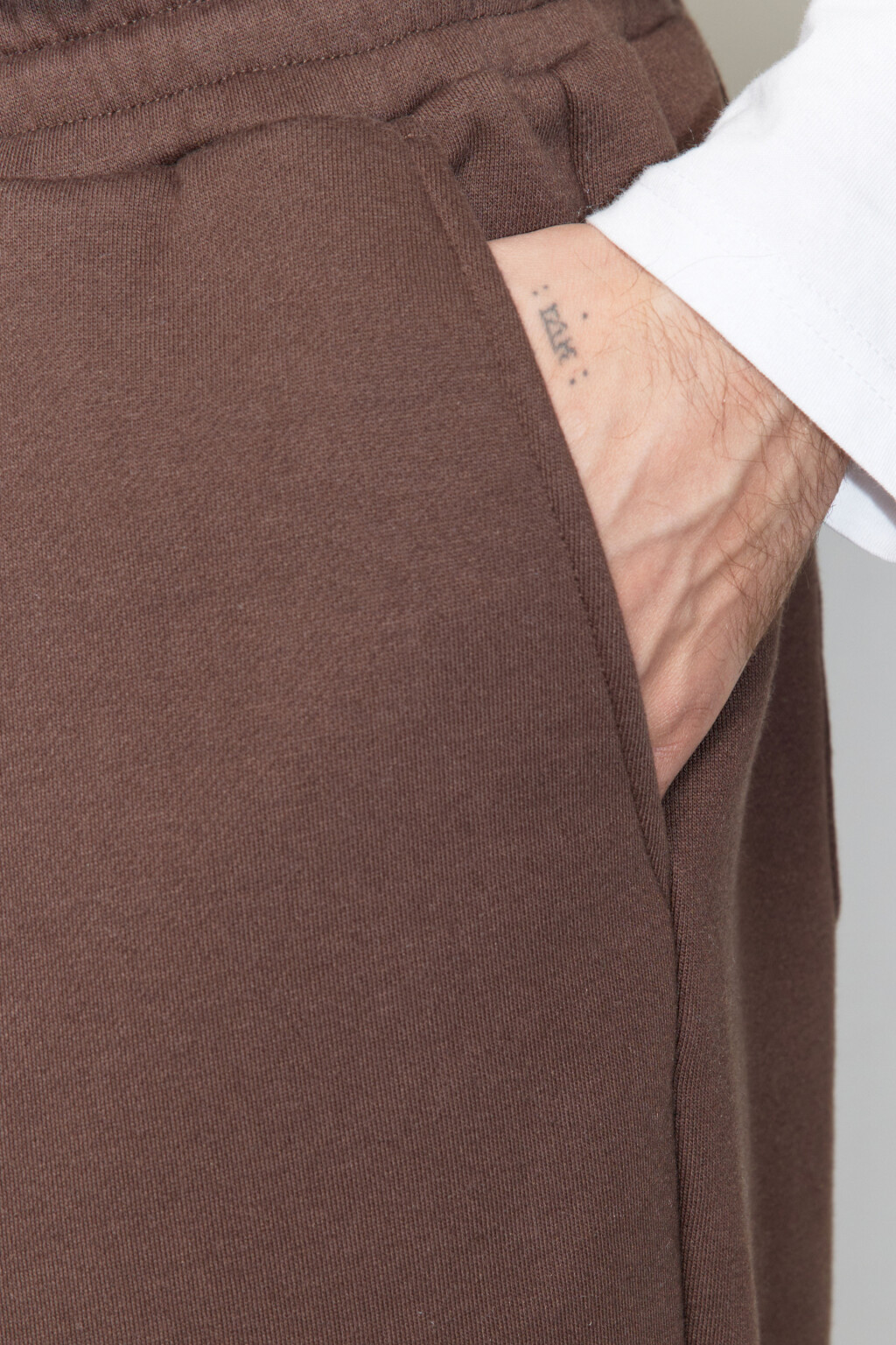 Брюки-джоггеры флисовые с поясом на завязках - цвет коричневый - 7