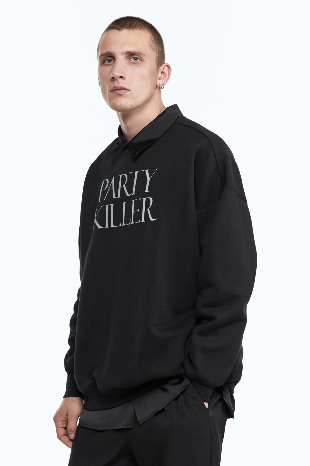 Свитшот oversize с начесом и принтом-надписью - цвет черный - 5