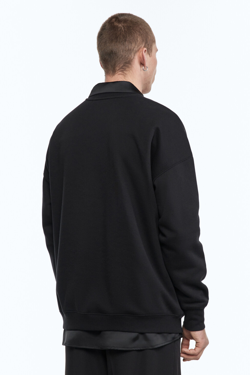 Свитшот oversize с начесом и принтом-надписью - цвет черный - 6