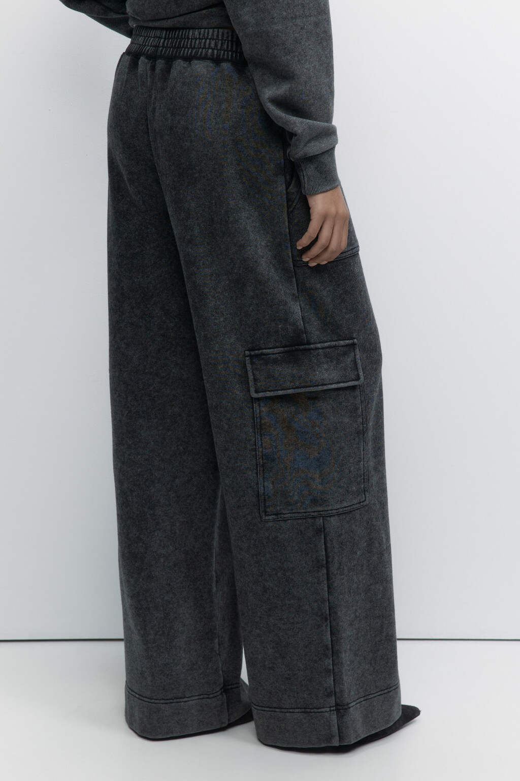 Брюки-карго трикотажные с вареным эффектом - цвет серый - 3