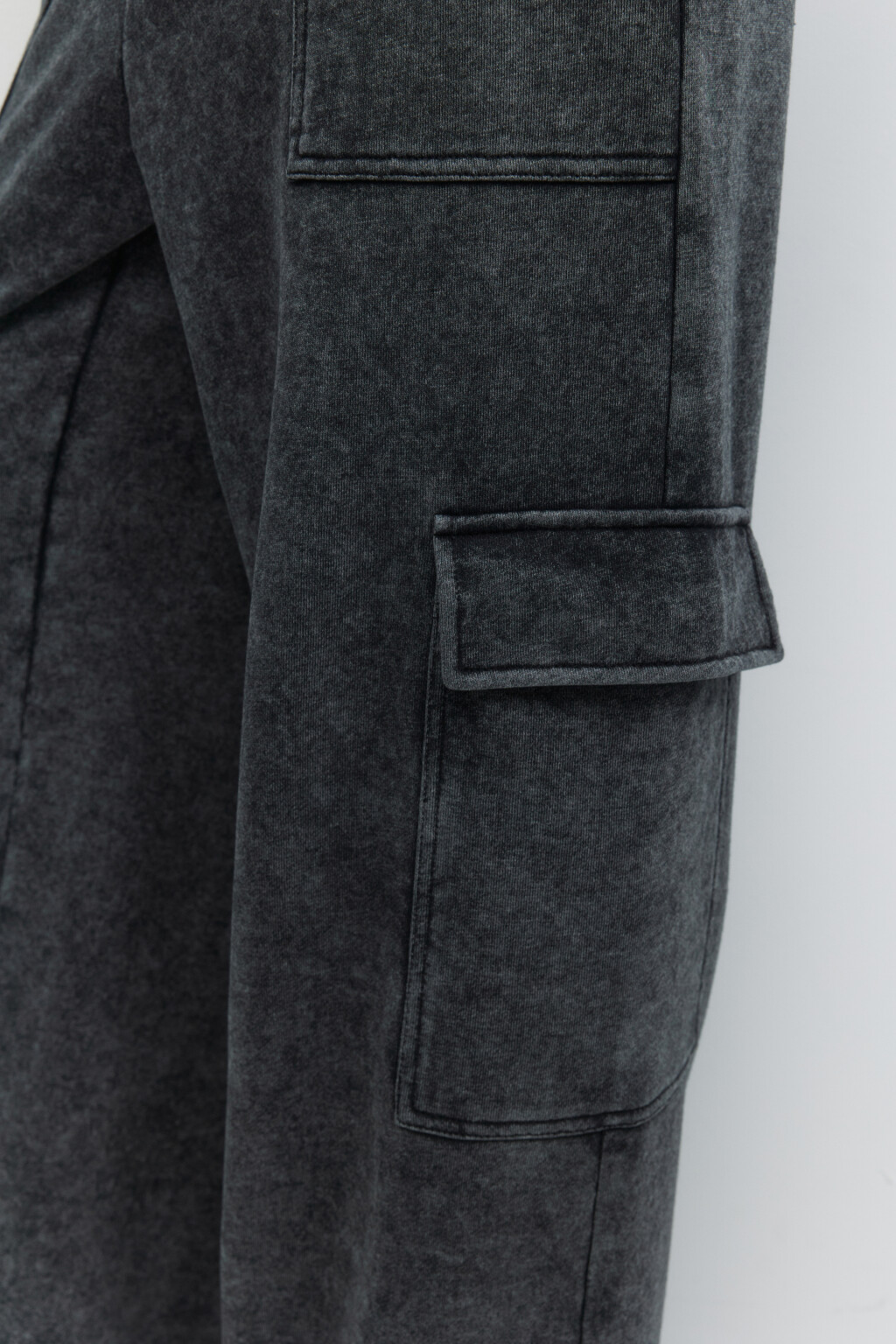 Брюки-карго трикотажные с вареным эффектом - цвет серый - 7