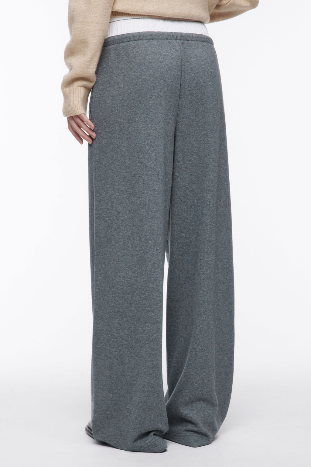 Брюки широкие трикотажные с двойным поясом - цвет серый - 4