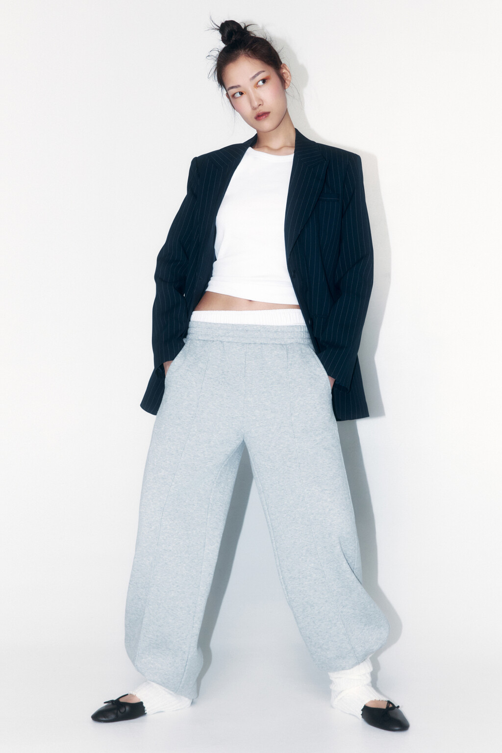 Брюки прямые трикотажные со стрелками - цвет серый - 7