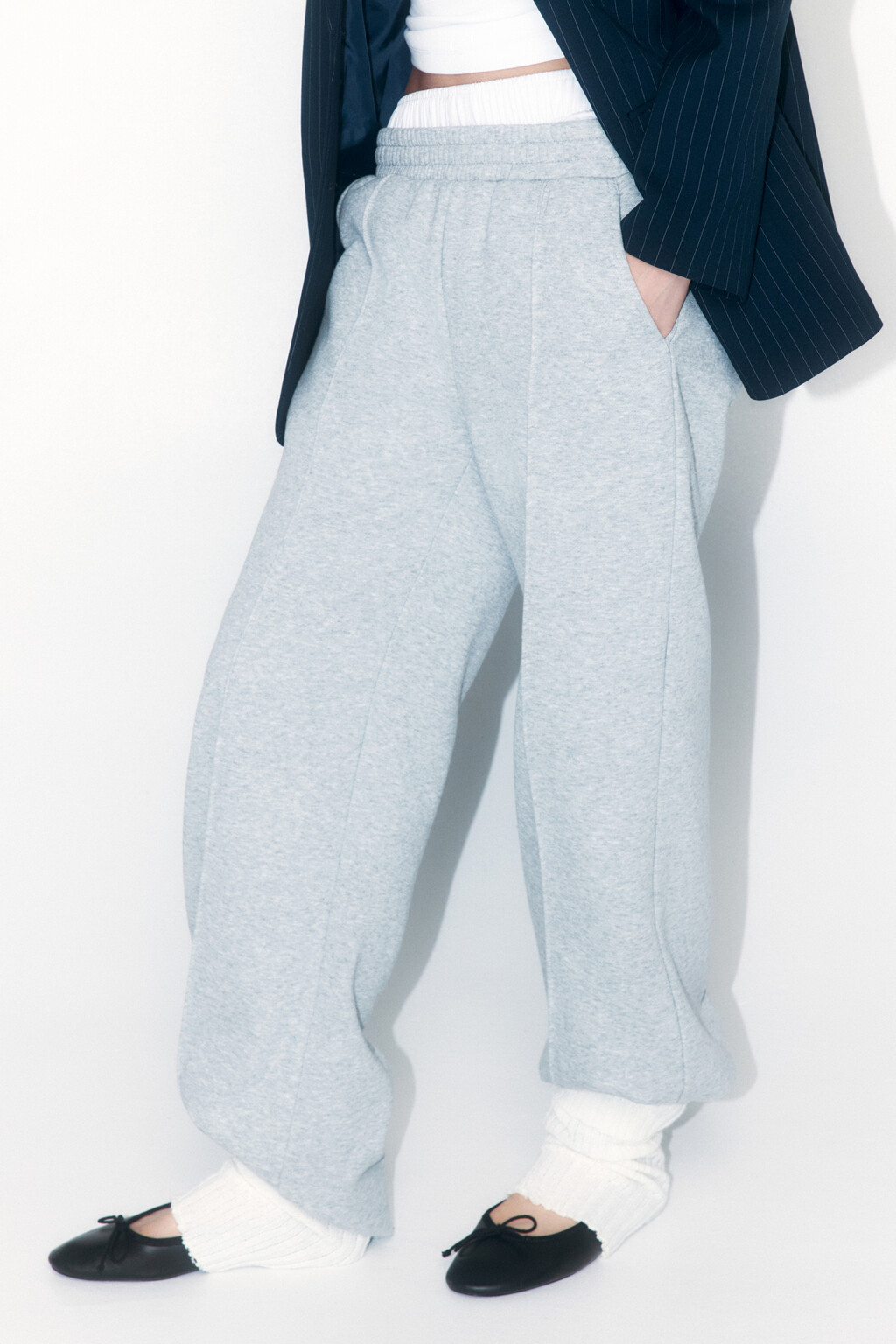 Брюки прямые трикотажные со стрелками - цвет серый - 9