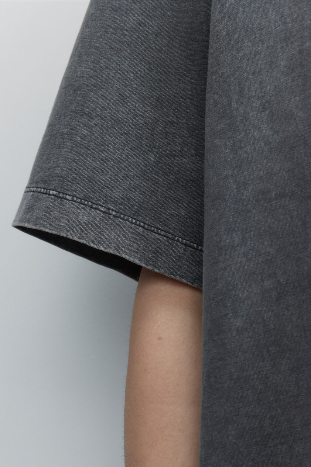 Футболка oversize рваная с вареным эффектом - цвет серый - 6